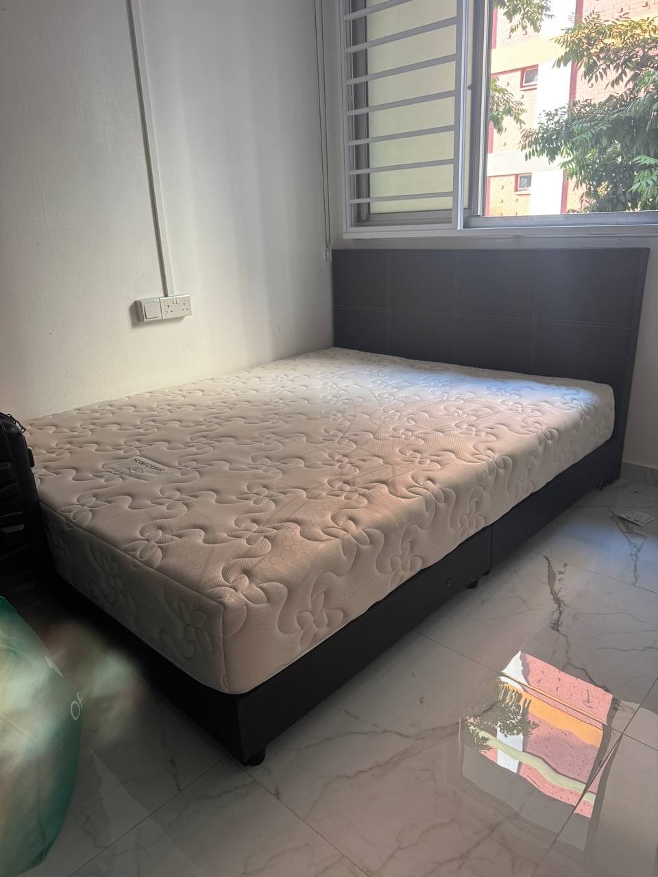 HDB ROOM in D6 City Hall