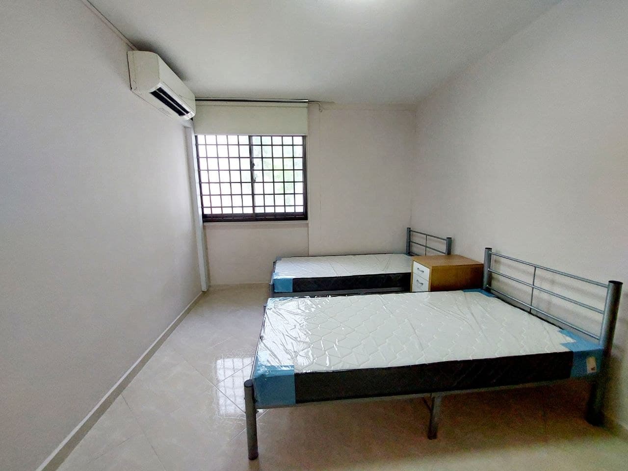 HDB ROOM in D20 Ang Mo Kio